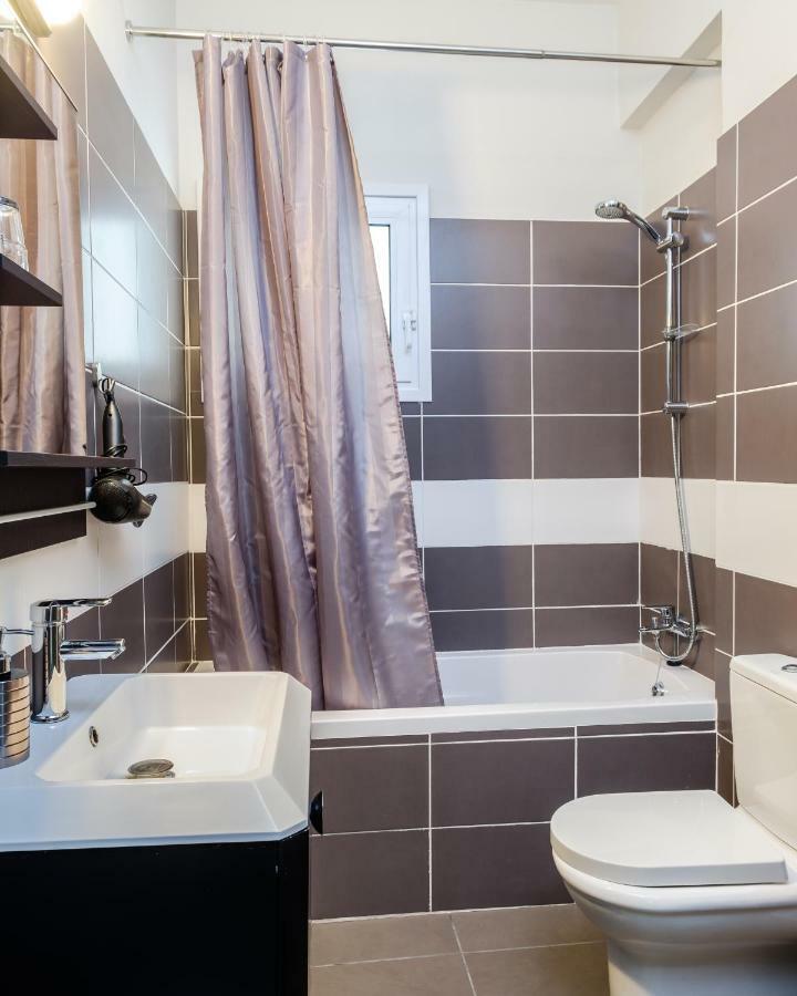 BOOK ME NOW Central Flat Apartment Larnaca Exterior foto
