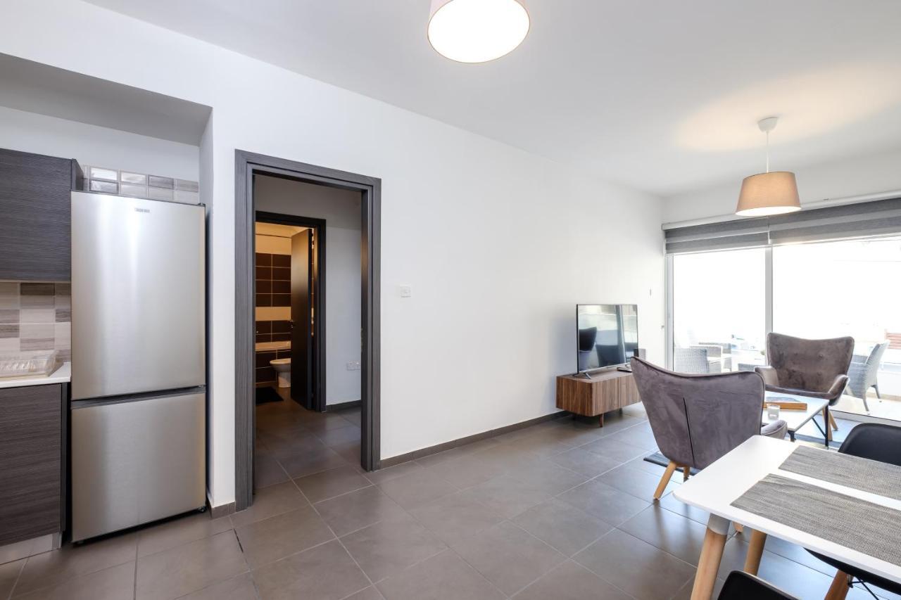 BOOK ME NOW Central Flat Apartment Larnaca Exterior foto